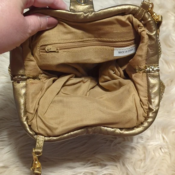 Vintage  Gold Mesh Evening Formal Bag Purse - Picture 4 of 4